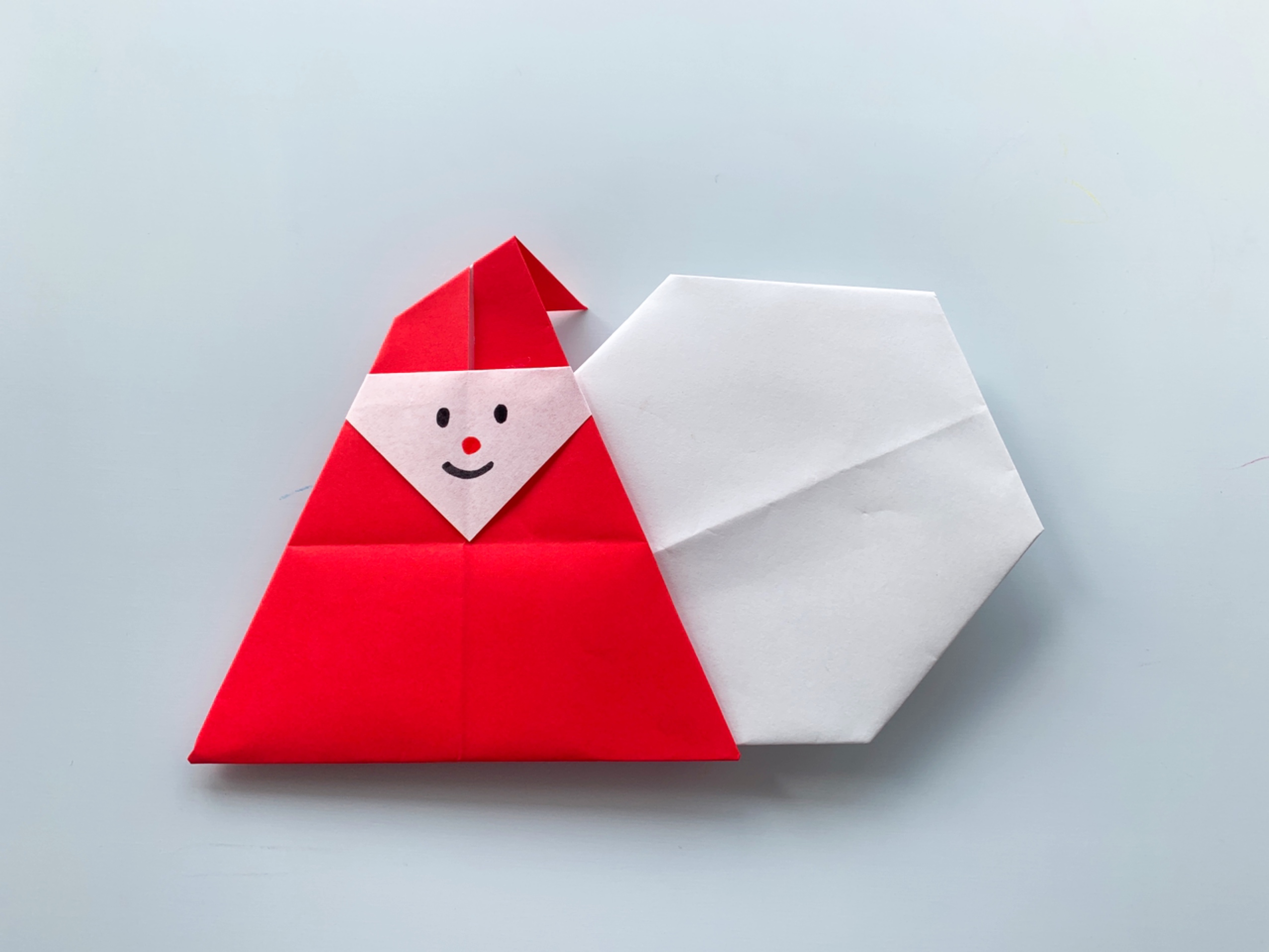 最高の動物画像 ベスト可愛い 折り紙サンタさんの作り方